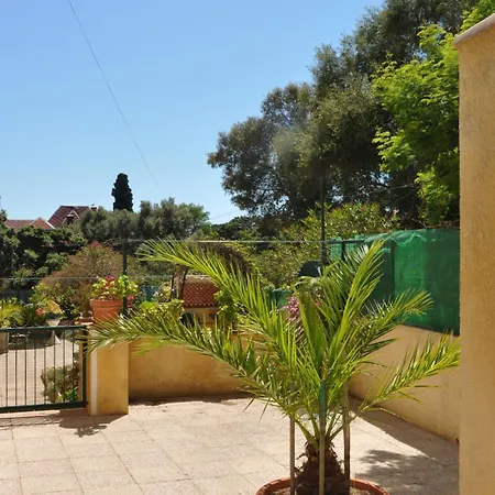 T2 Avec Terrasse Fermee Apercu Calme Colline Proche Plages Almanarre * Hyeres