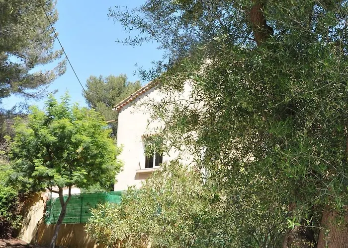 T2 Avec Terrasse Fermee Apercu Calme Colline Proche Plages Almanarre *